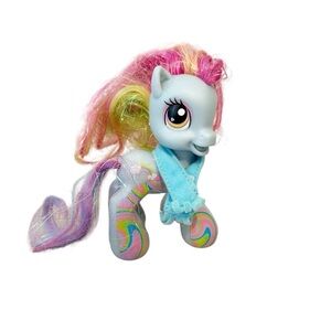 G3.5 Hasbro My Little Pony Rainbow Dash w/Tinsel Hair and Scarf Accessory 2008